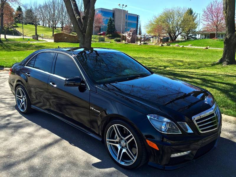 Illustration for article titled Who wants an E63?